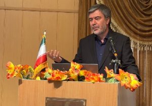مشتری‌ مداری اولویت بیمه ایران