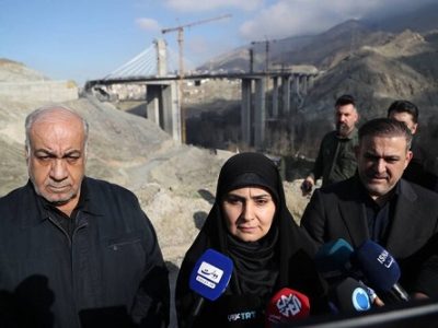 وزیر راه و شهرسازی: نوید کمک از سوی آمریکا شریان زندگی مردم را هدف قرار داد
