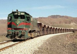 مدیر عامل راه‌آهن هدف‌گذاری سال جاری را حمل ۵۴ میلیون تن بار عنوان کرد