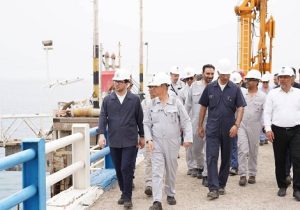 پشتیبانی پالایش و پخش در بازگردانی تأسیسات آسیب‌ دیده از جنگ