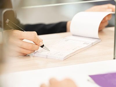 تعلیق محدودیت‌های ناشی از دارا بودن چک برگشتی در بانک اقتصادنوین