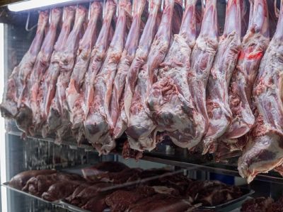 گمرک عوارض واردات گوشت قرمز به ازای هر کیلوگرم را ۱۱۰۰ تومان تعیین کرد