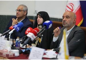 وزیر کار: توسعه بازار مشاغل خانگی و تولید خانواده محور شتاب میگیرد