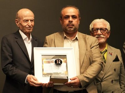 تندیس و لوح ویژه «ارتباطات رسانهای در بحران» به بیمه دی رسید
