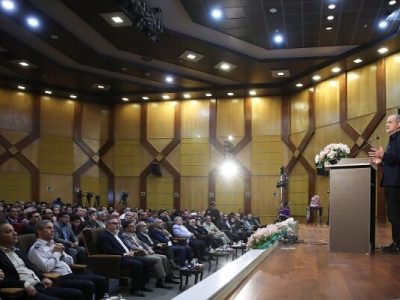 پزشکیان: در برابر هیچ قدرتی سر خم نخواهم کرد / با عزت «گفت‌ و گو» می‌کنیم