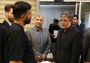 خدمت‌ رسانی جهادی در مسیر تحقق چشم‌انداز ۱۴۰۷ بیمه ایران است