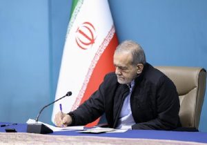 پزشکیان: خانواده، گهواره آرامش و نخستین مدرسه انسان‌سازی است