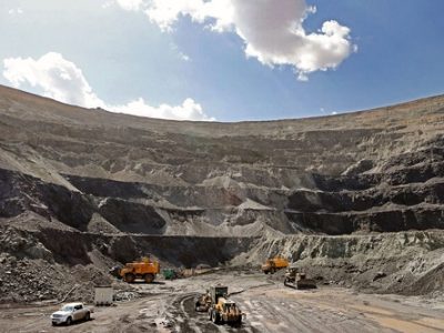 معدن یکی از محورهای اصلی رشد اقتصاد غیرنفتی در برنامه هفتم توسعه است