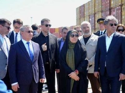 وزیر راه و شهرسازی از بنادر آکتائو و کوریک قزاقستان بازدید کرد