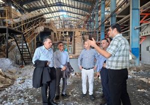 بازدید مدیران بانک صنعت و معدن از واحدهای تولیدی استان اصفهان