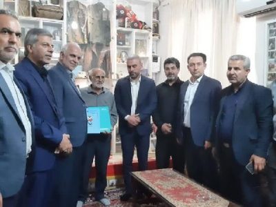 نشست مدیران شرکت بیمه دی و بنیاد شهید استان فارس برای بررسی مشکلات ایثارگران