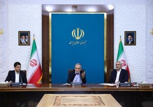 پزشکیان: دریافت هرگونه خدمت در کشور منوط به ارائه کد پستی و کد ملی می‌شود