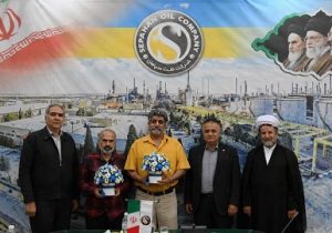 تجلیل از آزادگان پالایشگاه نفت سپاهان