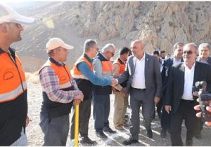 کلنگ‌زنی فاز اول بهسازی و ایمن‌سازی گردنه “بیژن” شهرستان دنا