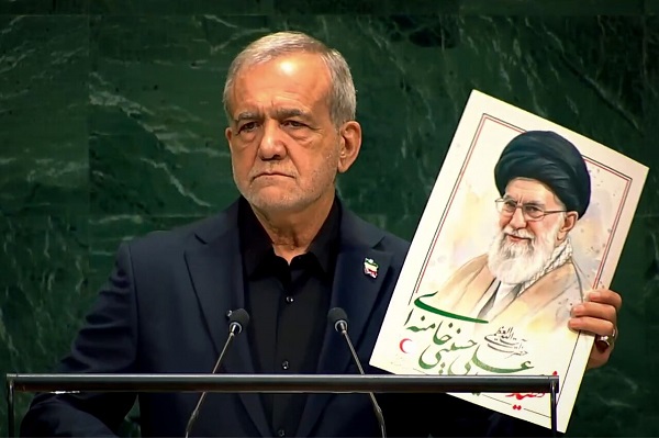پزشکیان: برای دفاع از خود، از جنگ نمی‌ ترسیم و برای صلح، از مذاکره نمی‌گریزیم