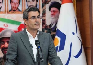 امروز با توجه به شرایط اقتصادی باید گره‌گشای مشکلات مردم باشیم