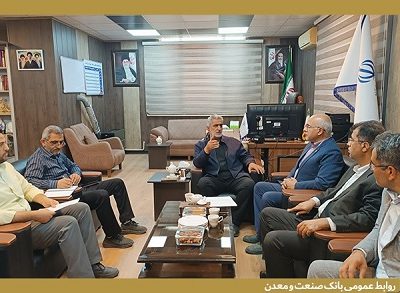 تأمین مالی ۳۰ هزار میلیارد ریالی واحدهای تولیدی گرمسار توسط بانک صنعت و معدن