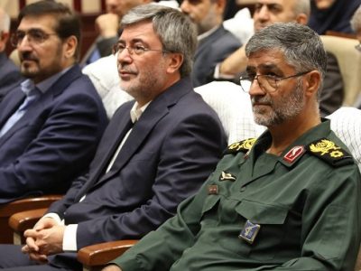 برگزاری همایش بزرگداشت هفته دفاع مقدس در بیمه ایران