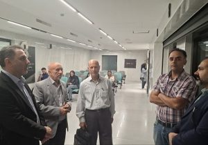 بازدید مدیر بیمه دی و مدیر کل صندوق بازنشستگی از مراکز درمانی کرمانشاه