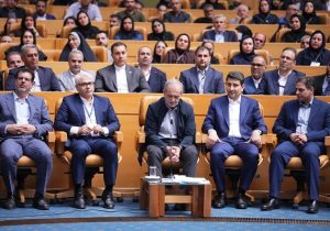 افتتاح ۷۹۴۷ پروژه خانواده ارتباطات کشور با حضور رئیس جمهور