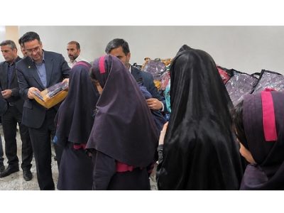 توزیع هزار بسته نوشت افزار میان دانش‌ آموزان نیازمند با حمایت شرکت نفت سپاهان