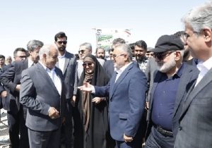 بهرهبرداری ۱۴ کیلومتر از محور دارخوین–شادگان با حضور وزیر راه
