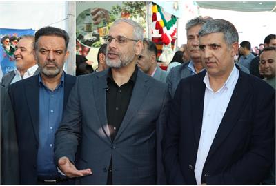 فاز نخست مجتمع ۳۵ هکتاری «گل مک» و جشنواره سیب در سمیرم افتتاح شد