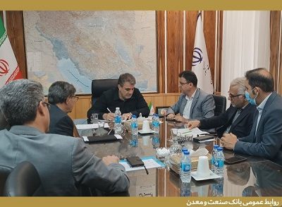 استاندار سمنان از نقش‌ آفرینی بانک صنعت و معدن در حمایت از تولید و اشتغال تقدیر کرد