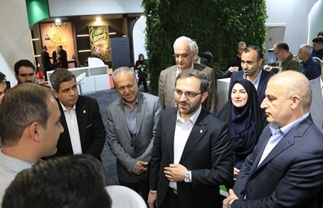 حمایت مالی ۱۸۲ همتی بانک کشاورزی از صنعت دام و طیور