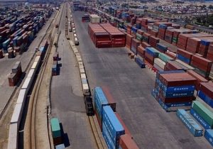 ظرفیت تخلیه و بارگیری بندر شهید رجایی ۱۳ میلیون تن افزایش مییابد