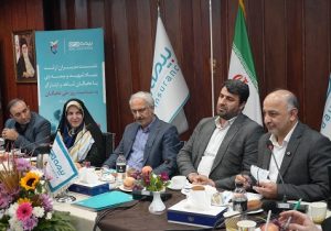 تأکید مدیر عامل بیمه دی بر خروجی محوری و توسعه زنجیره ارزش در جمع نخبگان ایثارگر