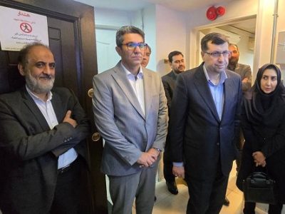 بازدید مدیر کل حوزه وزارتی وزارت صمت از راهکارهای صنعتی و فناورانه رایتل